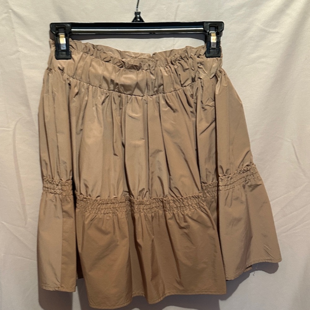 Buru tan pleated skirt elastic waist